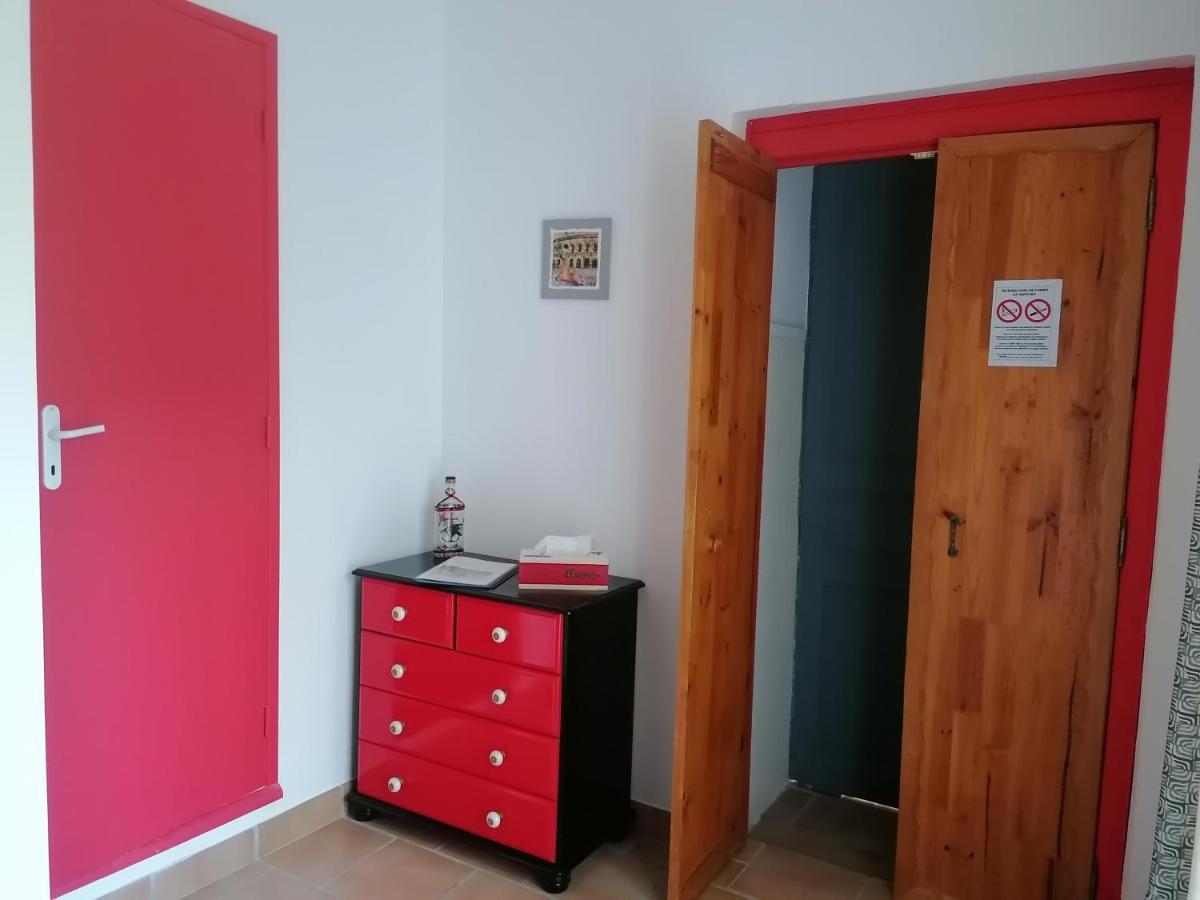 Mas De Brignon, Chambres D'Hotes, Marguerittes, Gard المظهر الخارجي الصورة